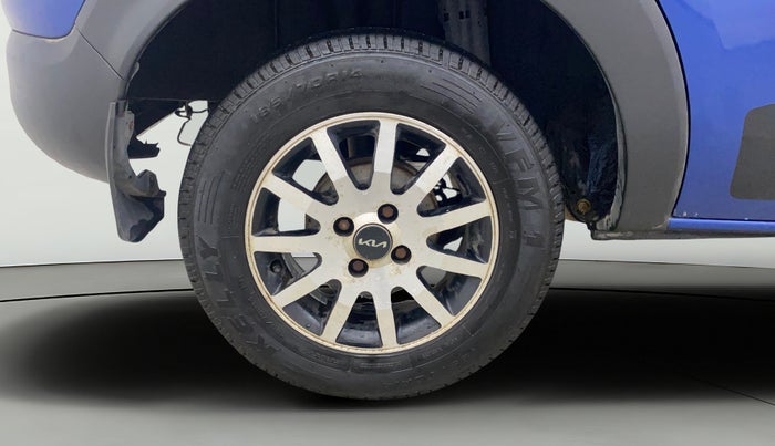 2019 Renault TRIBER RXT, Petrol, Manual, 84,521 km, Right Rear Wheel