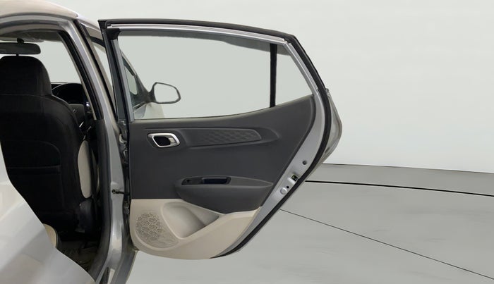 2024 Hyundai AURA SX 1.2 CNG, CNG, Manual, 37,225 km, RHS Rear Door