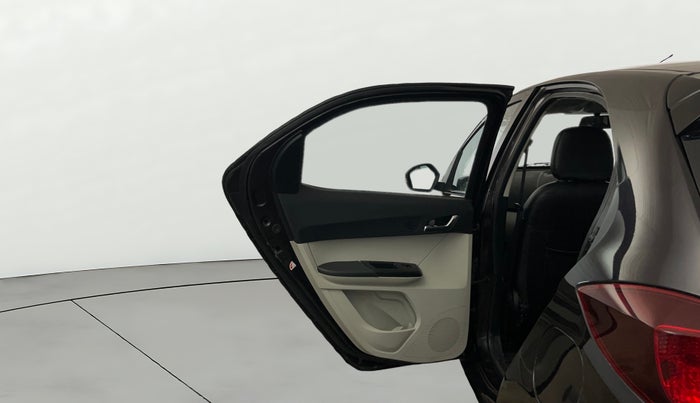 2022 Tata Tiago XZ PLUS CNG, CNG, Manual, 42,231 km, LHS Rear Door