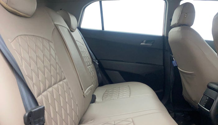 2017 Hyundai Creta SX PLUS 1.6 PETROL, Petrol, Manual, 1,19,062 km, Right Side Rear Door Cabin