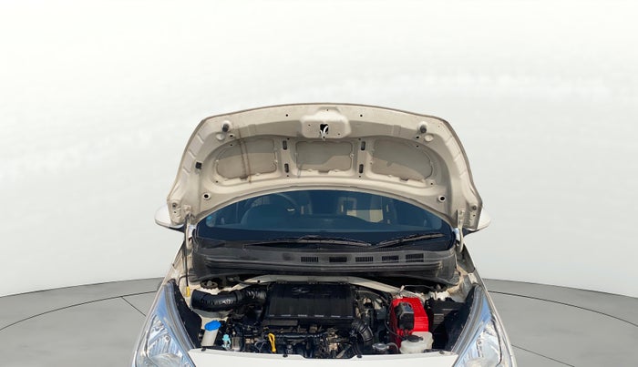 2018 Hyundai Grand i10 SPORTZ 1.2 KAPPA VTVT, Petrol, Manual, 30,616 km, Open Bonet