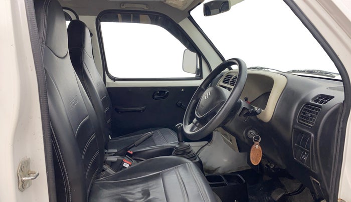 2020 Maruti Eeco 5 STR WITH A/C+HTR, Petrol, Manual, 30,185 km, Right Side Front Door Cabin