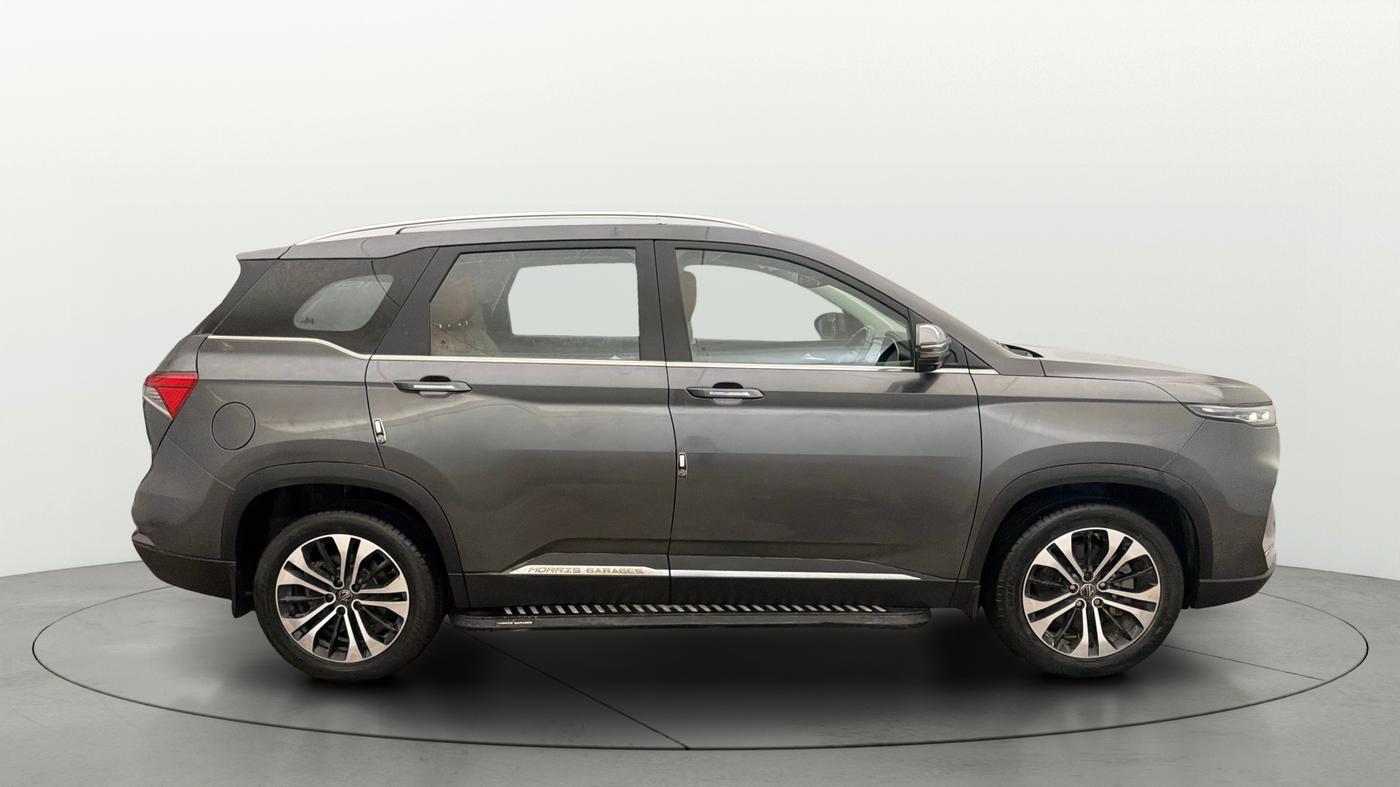 2022 MG HECTOR PLUS SHARP 1.5 PETROL TURBO HYBRID MT 6-STR, Petrol, Manual, 23,515 km, Right Side View