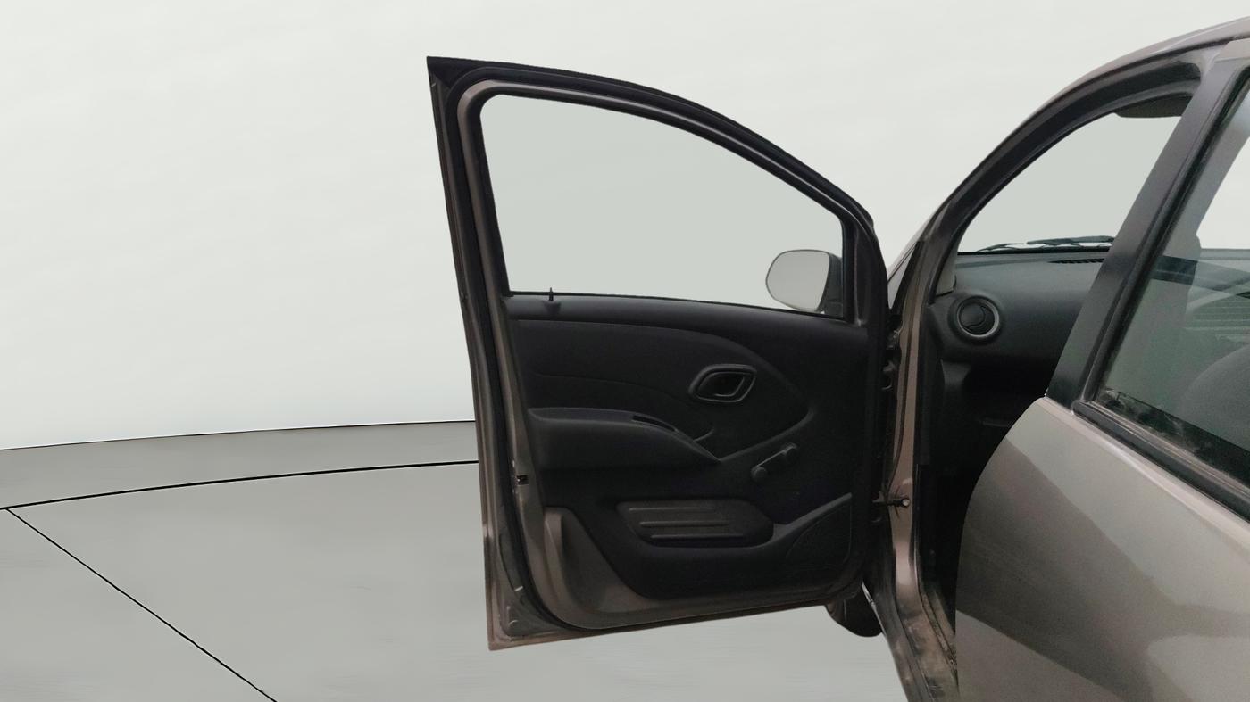 2018 Datsun Redi Go A, Petrol, Manual, 38,654 km, LHS Front Door