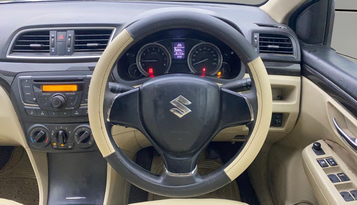 2017 Maruti Ciaz SIGMA 1.4 MT PETROL, Petrol, Manual, 1,01,141 km, Steering Wheel Close Up
