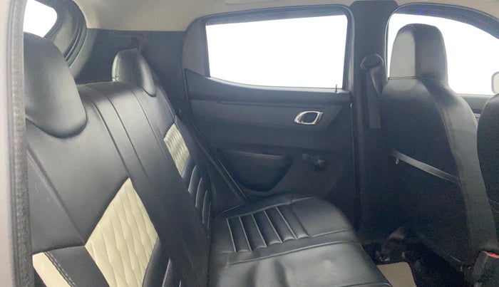 2019 Renault Kwid RXT 1.0 (O), Petrol, Manual, 14,588 km, Right Side Rear Door Cabin