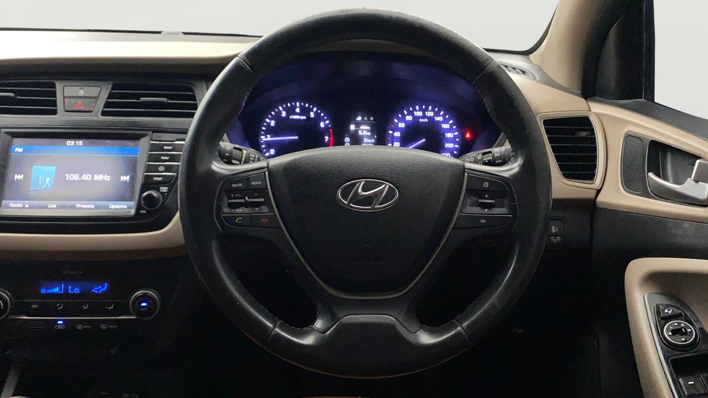 2016 Hyundai Elite i20 ASTA 1.2 (O), Petrol, Manual, 63,431 km, Steering Wheel Close Up