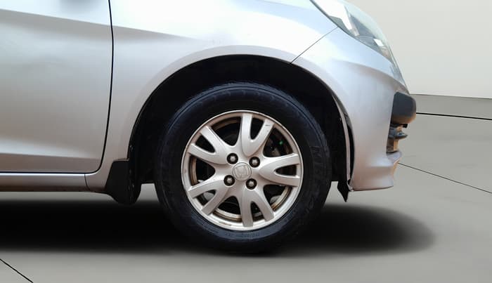 2015 Honda Brio VX MT, Petrol, Manual, 53,226 km, Right Front Wheel
