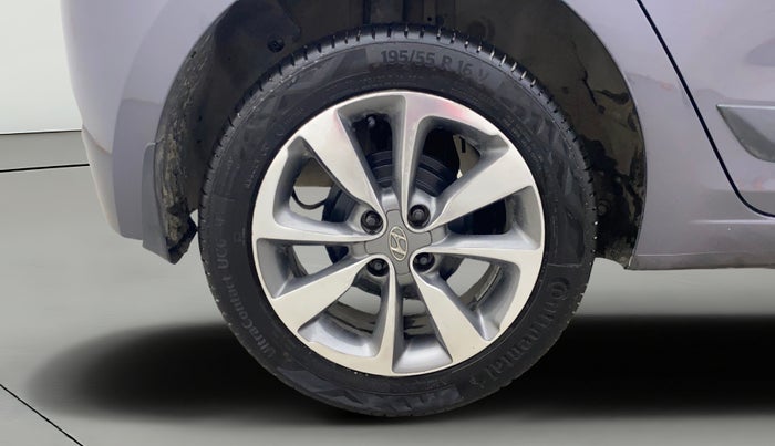 2017 Hyundai Elite i20 ASTA 1.2 (O), Petrol, Manual, 35,745 km, Right Rear Wheel