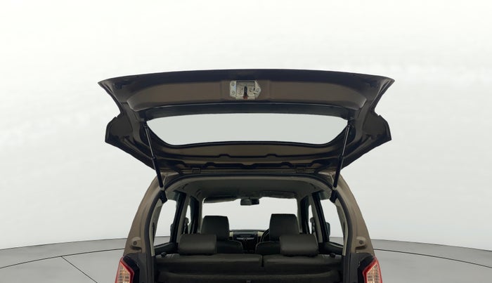 2017 Maruti Wagon R 1.0 VXI (O) AMT, Petrol, Automatic, 43,965 km, Boot Door Open