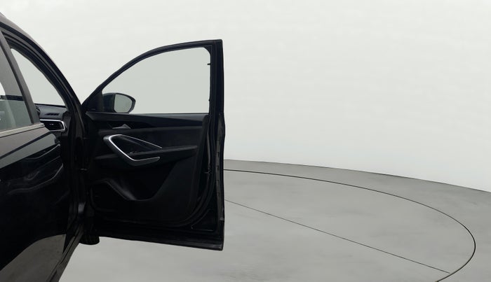 2020 MG HECTOR SHARP 1.5 DCT PETROL, Petrol, Automatic, 65,773 km, RHS Front Door