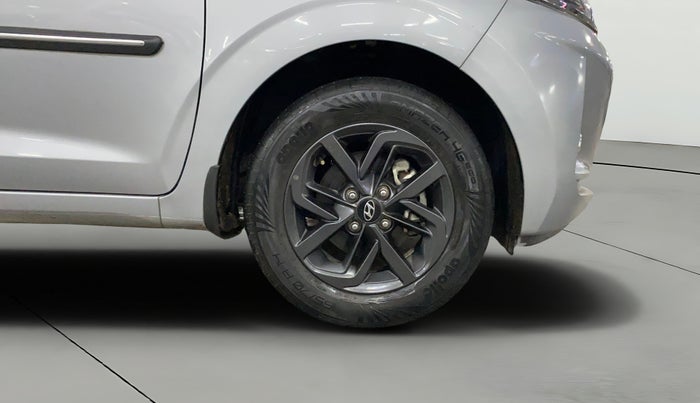 2021 Hyundai GRAND I10 NIOS SPORTZ 1.2 KAPPA VTVT, Petrol, Manual, 13,838 km, Right Front Wheel