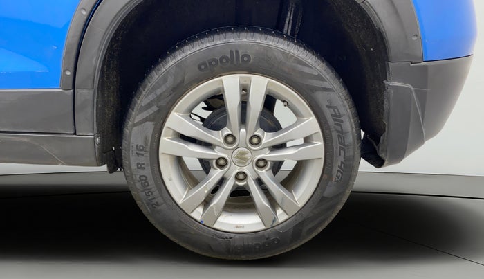 2016 Maruti Vitara Brezza ZDI PLUS, Diesel, Manual, 39,724 km, Left Rear Wheel