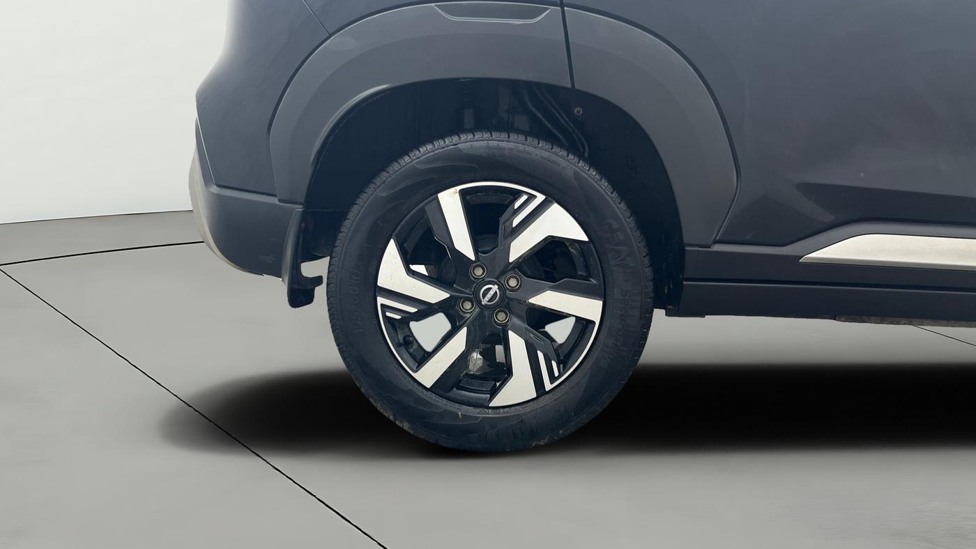 2024 Nissan MAGNITE N-Connecta B4D 1.0 Petrol MT, Petrol, Manual, 15,786 km, Right Rear Wheel