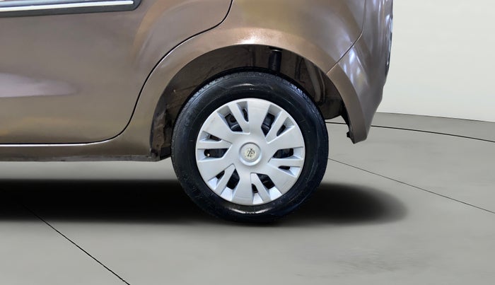 2019 Maruti New Wagon-R VXI 1.2, CNG, Manual, 1,23,881 km, Left Rear Wheel