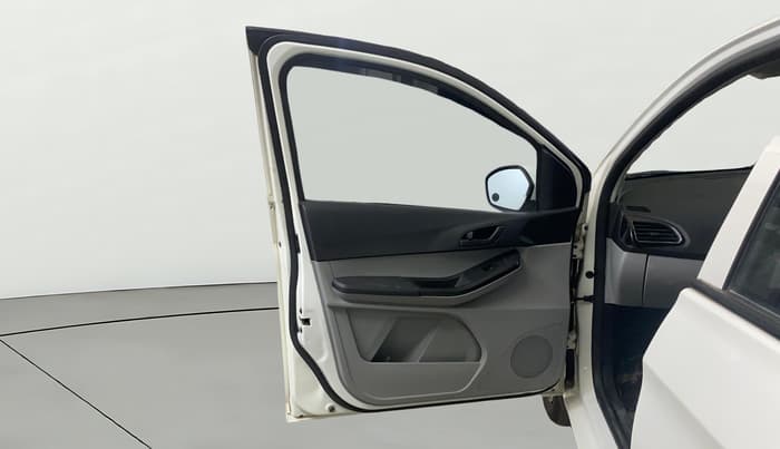 2021 Tata Tiago XT PETROL, Petrol, Manual, 66,543 km, LHS Front Door