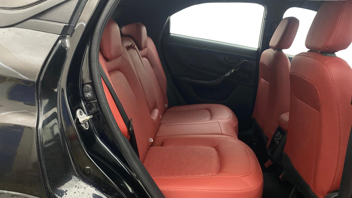 2023 Tata NEXON XZ PLUS LUX SUNROOF RED DARK PETROL, Petrol, Manual, 46,390 km, Right Side Rear Door Cabin
