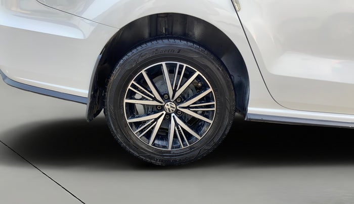 2020 Volkswagen Vento HIGHLINE 1.0L TSI AT, Petrol, Automatic, 93,038 km, Right Rear Wheel