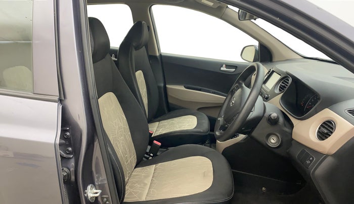 2017 Hyundai Grand i10 SPORTZ (O) AT 1.2 KAPPA VTVT, Petrol, Automatic, 31,331 km, Right Side Front Door Cabin