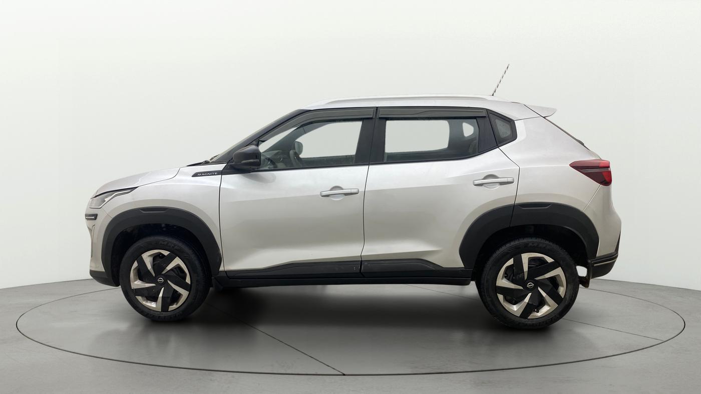 2021 Nissan MAGNITE XL, Petrol, Manual, 94,551 km, Left Side