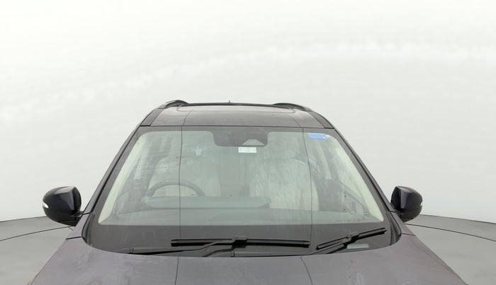 2023 Mahindra XUV700 AX 7 P AT 7 STR, Petrol, Automatic, 11,821 km, Front Windshield