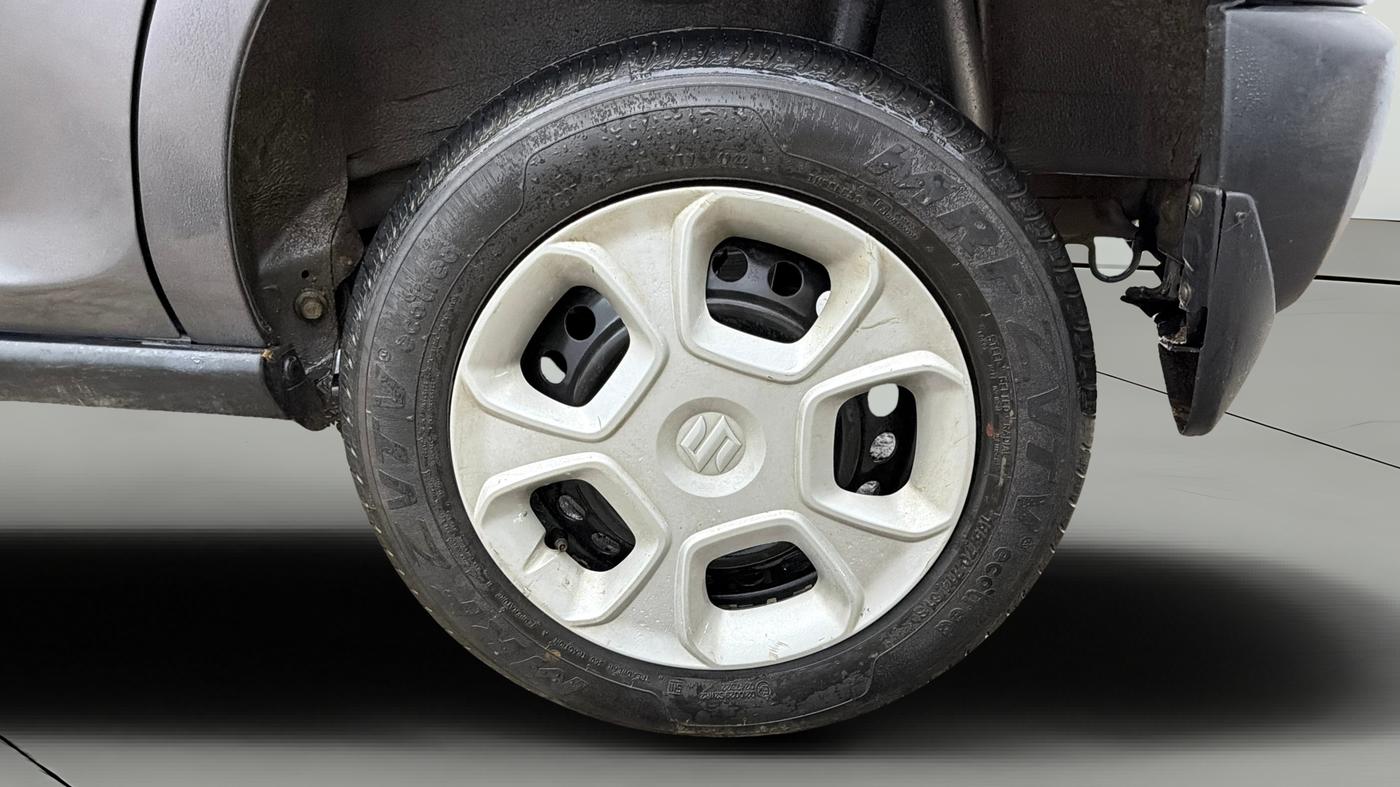 2023 Maruti S PRESSO VXI, Petrol, Manual, 31,712 km, Left Rear Wheel