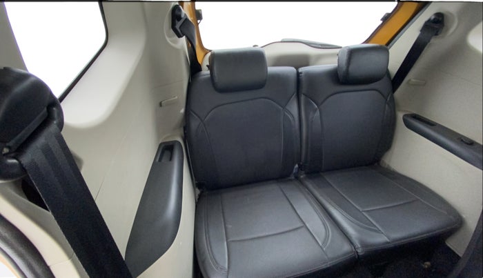 2021 Renault TRIBER RXZ AMT, Petrol, Automatic, 64,858 km, Third Seat Row ( optional )