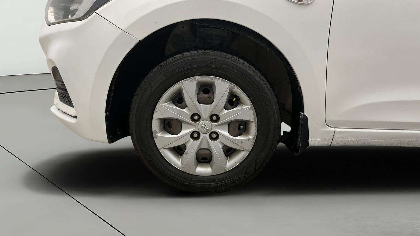 2018 Hyundai Elite i20 MAGNA EXECUTIVE 1.2, Petrol, Manual, 89,656 km, Left Front Wheel