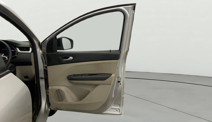 2023 Renault TRIBER RXZ AMT, Petrol, Automatic, 16,063 km, RHS Front Door