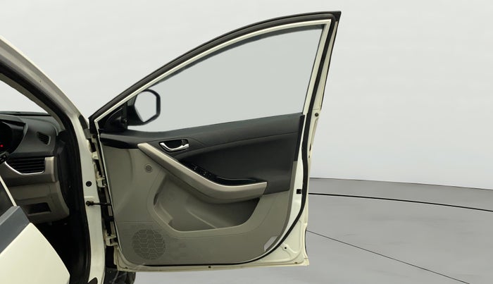 2019 Tata NEXON XZA PLUS PETROL, Petrol, Automatic, 33,857 km, RHS Front Door