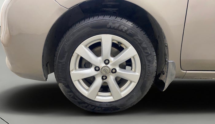 2013 Nissan Sunny XV PETROL, Petrol, Manual, 1,15,796 km, Left Front Wheel