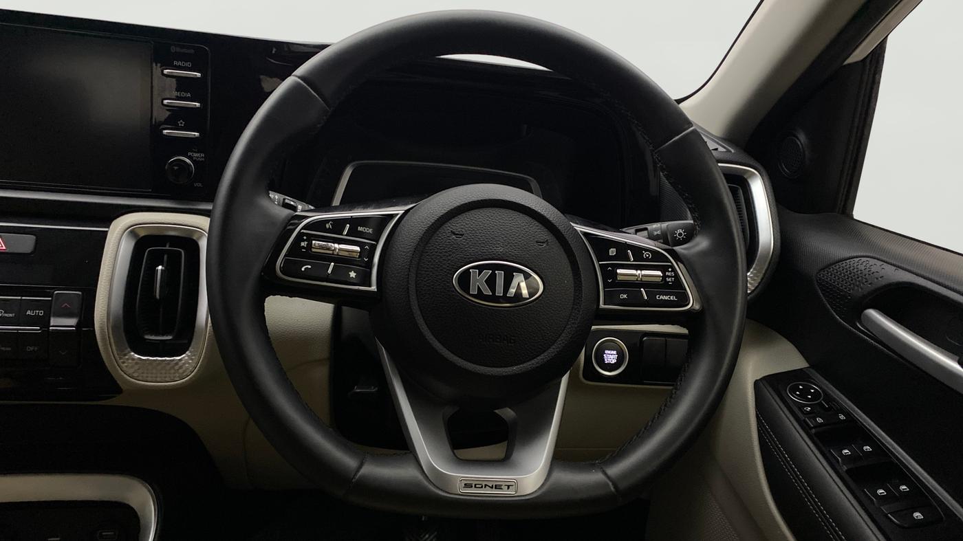 2021 KIA SONET HTX 1.0 IMT, Petrol, Manual, 27,179 km, Steering Wheel Close Up
