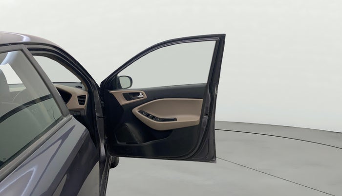 2016 Hyundai Elite i20 ASTA 1.4 CRDI (O), Diesel, Manual, 1,11,907 km, RHS Front Door