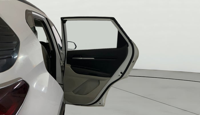 2020 KIA SONET HTK PLUS 1.0 IMT, Petrol, Manual, 36,750 km, RHS Rear Door