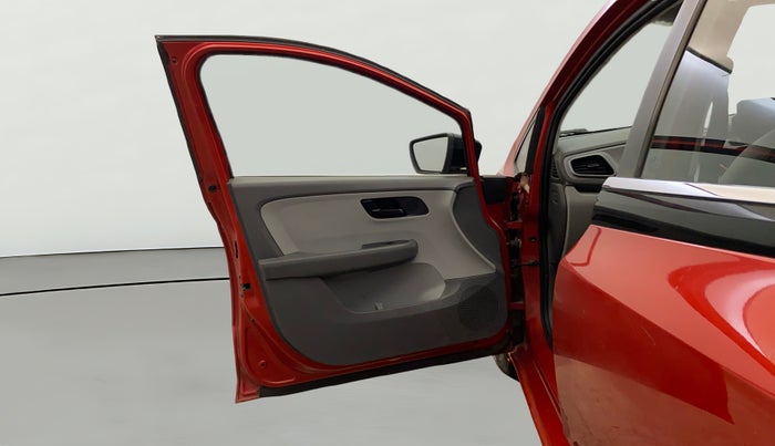 2020 Tata ALTROZ XE PETROL, Petrol, Manual, 50,669 km, LHS Front Door