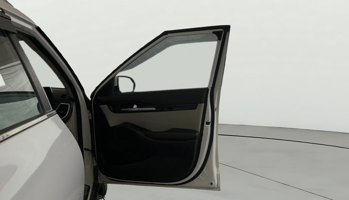 2022 KIA SELTOS HTX IVT 1.5 PETROL, Petrol, Automatic, 68,137 km, RHS Front Door