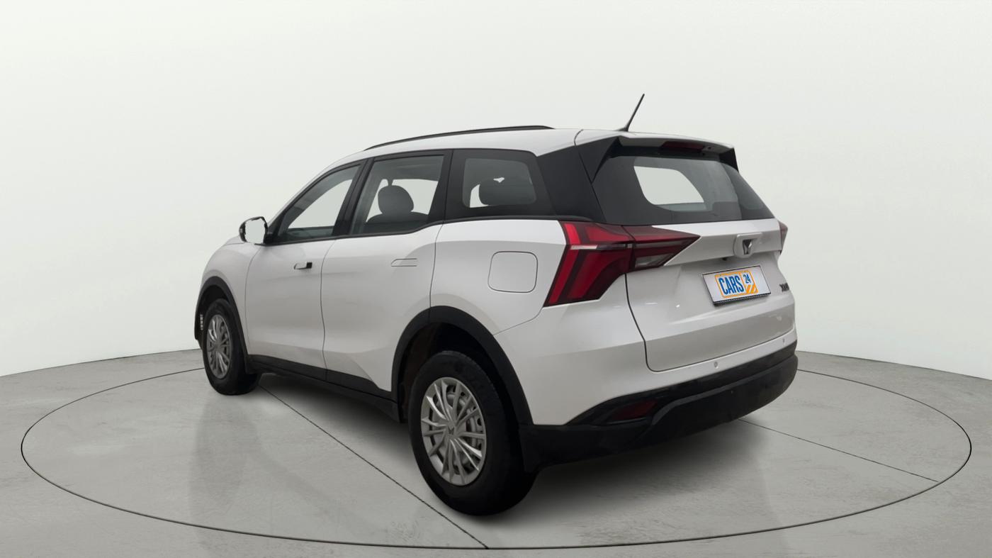 2023 Mahindra XUV700 MX P MT 5 STR, Petrol, Manual, 23,750 km, Left Back Diagonal