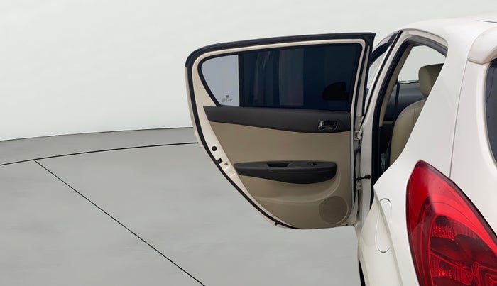 2012 Hyundai i20 ASTA 1.2, Petrol, Manual, 1,01,417 km, LHS Rear Door