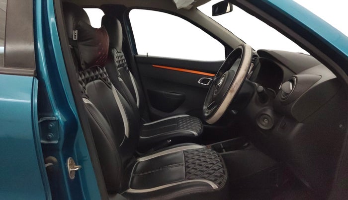 2020 Renault Kwid CLIMBER 1.0 AMT (O), Petrol, Automatic, 65,147 km, Right Side Front Door Cabin