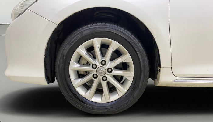 2014 Toyota Camry 2.5L AT, Petrol, Automatic, 30,555 km, Left Front Wheel