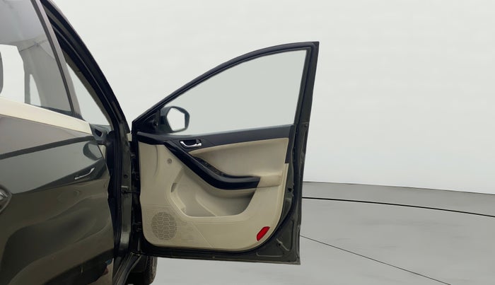 2020 Tata NEXON XZA PLUS PETROL, Petrol, Automatic, 73,896 km, RHS Front Door