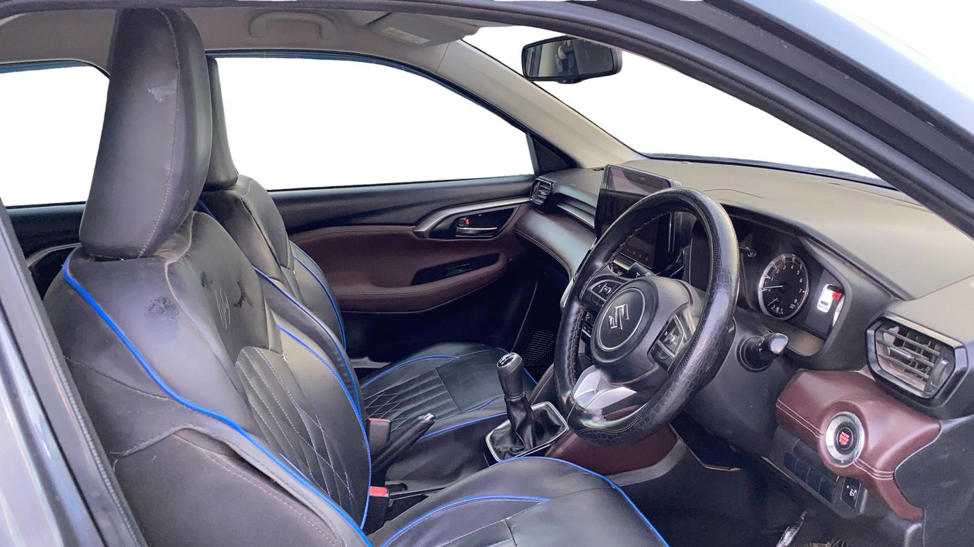2024 Maruti Grand Vitara ZETA CNG, CNG, Manual, 96,171 km, Right Side Front Door Cabin