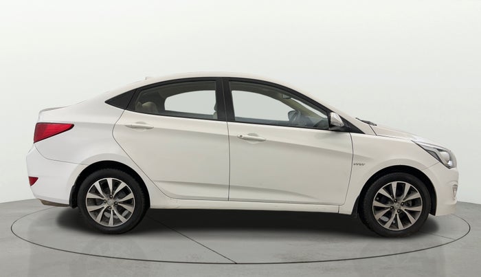 2016 Hyundai Verna 1.6 VTVT SX, Petrol, Manual, 70,675 km, Right Side View