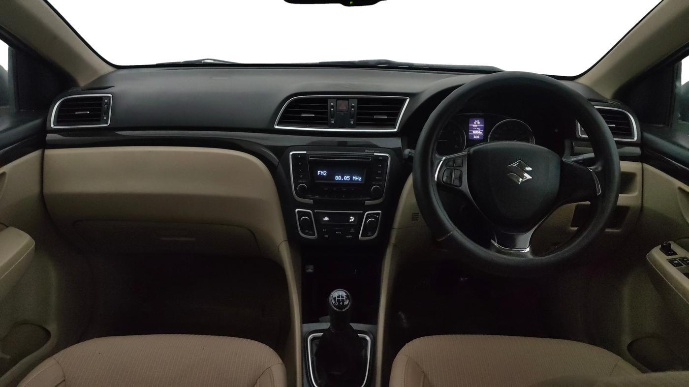2015 Maruti Ciaz ZXI, Petrol, Manual, 76,102 km, Dashboard