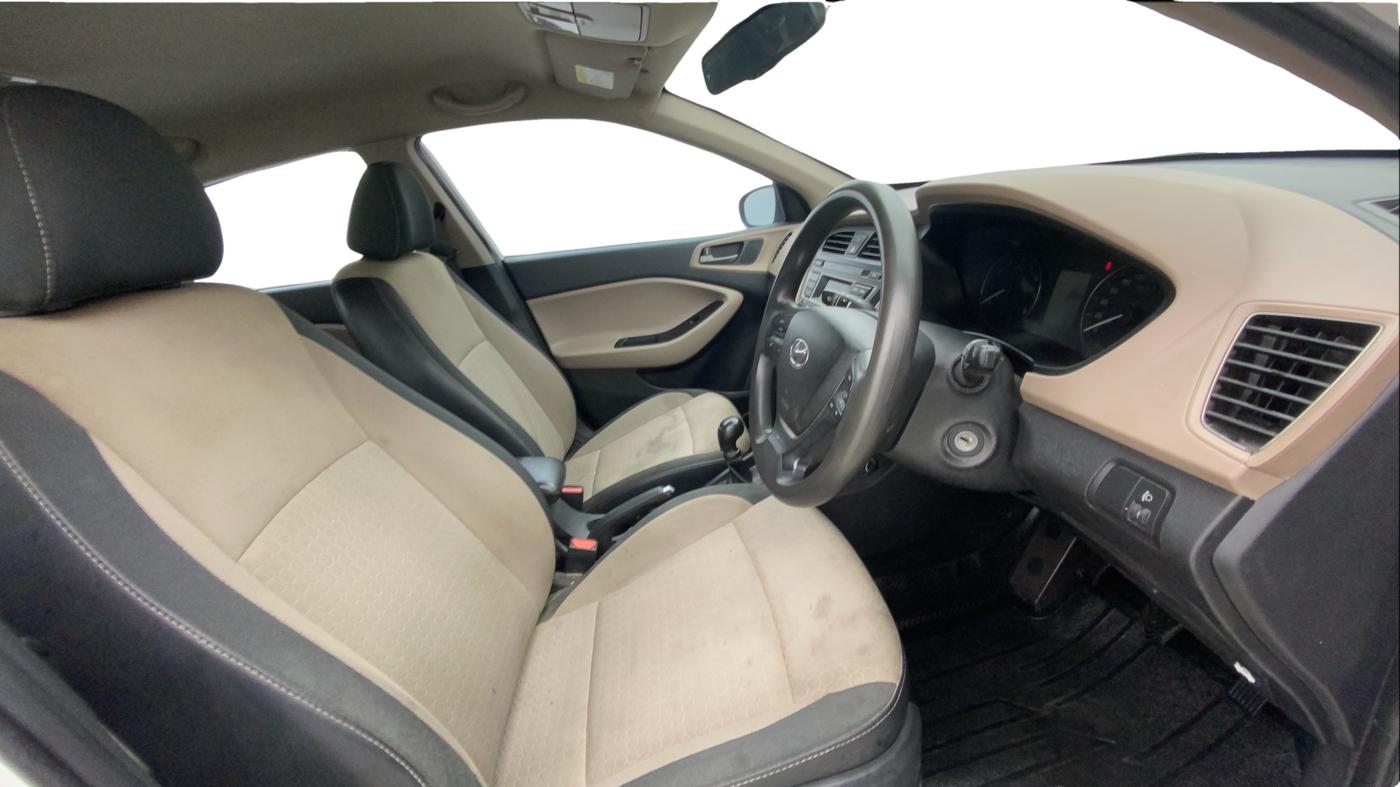2016 Hyundai Elite i20 SPORTZ 1.2, Petrol, Manual, 47,421 km, Right Side Front Door Cabin