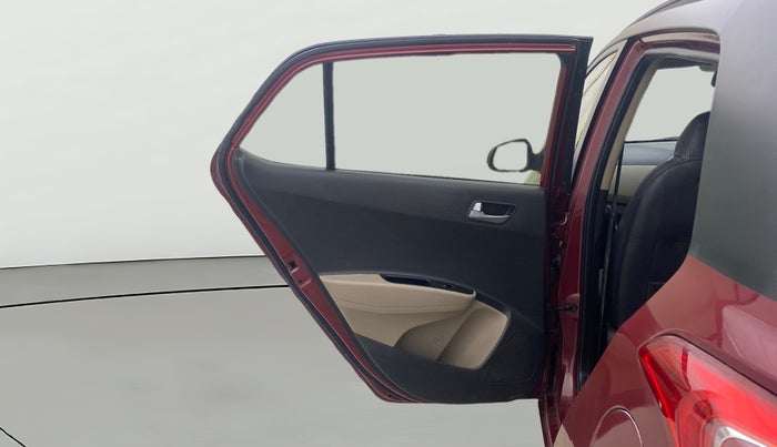 2014 Hyundai Grand i10 ASTA 1.1 CRDI, Diesel, Manual, 1,11,939 km, LHS Rear Door