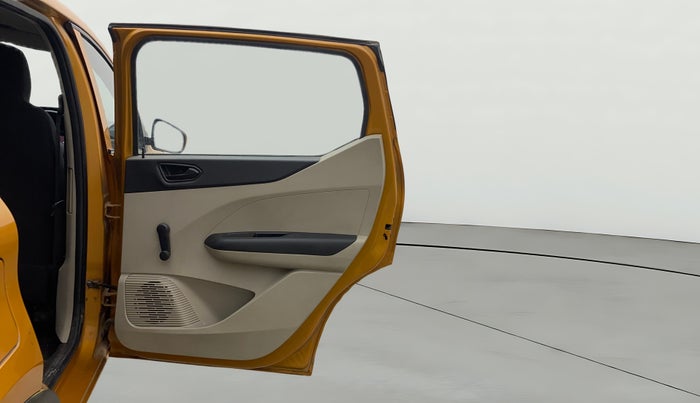 2020 Renault TRIBER RXL MT, Petrol, Manual, 93,801 km, RHS Rear Door