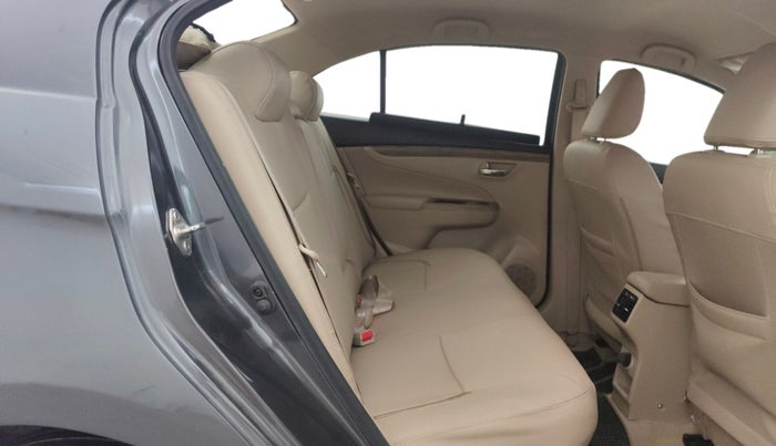 2022 Maruti Ciaz DELTA 1.5 SHVS MT PETROL, Petrol, Manual, 26,728 km, Right Side Rear Door Cabin