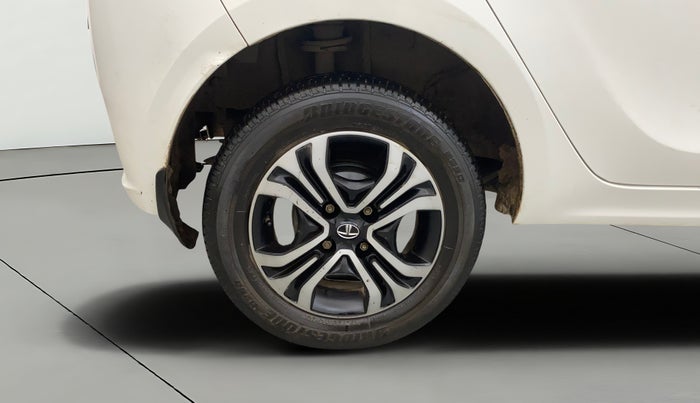 2022 Tata Tiago XZ PLUS CNG, CNG, Manual, 35,137 km, Right Rear Wheel