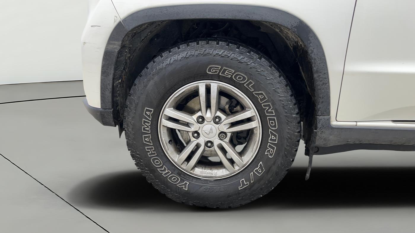 2023 Mahindra BOLERO NEO N10 R, Diesel, Manual, 70,777 km, Left Front Wheel